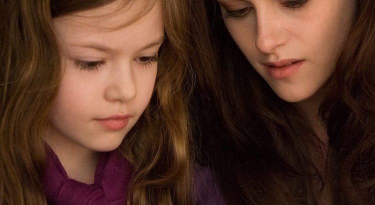 This Fanart of Renesmee Has the Internet Divided!