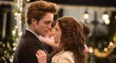 Stephenie Meyer Drops a Bombshell – Is Midnight Sun Part 2 Coming?!