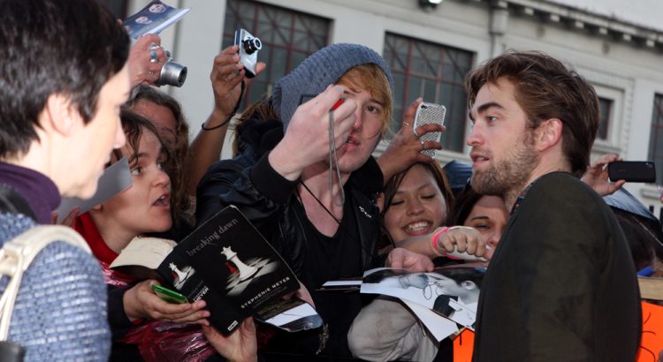 Twilight Movie Fandom and Community Updates